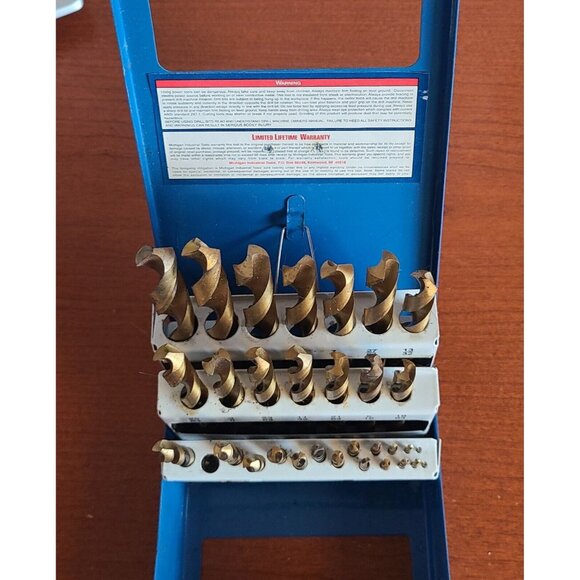 32 Pc HSS MIT. HSS Titanium Drill Bit Set 1/16"-1/2" (No 17/64 bit) Barely Used - Picture 5 of 5